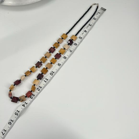 Handmade Mookaite jasper stone beaded necklace - Picture 5 of 5